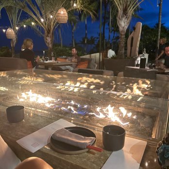 Manalo Lounge - Outside is beautiful  Poor menu - New American Near Me - Kapolei, Hawaii