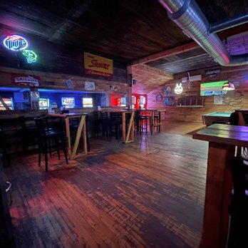 The Fuzzy Duck Saloon - a bar with neon signs - Pizza Near Me - Nashville, Illinois The Fuzzy Duck Saloon - a bar with neon signs - Pizza Near Me - Nashville, Illinois