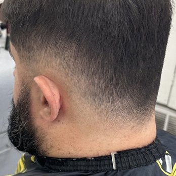 Glendale Beauty Salon - Haircut by Garik phone number (401)410-4048 - Barbers Near Me - Glendale, California