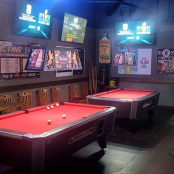 Arrowhead Sports Grill - American Near Me - Plano, Texas Arrowhead Sports Grill - American Near Me - Plano, Texas