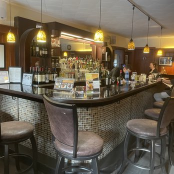 Canal Side Inn - Restaurant - Gorgeous bar - French Near Me - Little Falls, New York Canal Side Inn - Restaurant - Gorgeous bar - French Near Me - Little Falls, New York