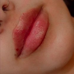 Lips And Hips Beauty Bar