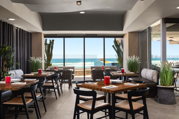 Pier South Resort, Autograph Collection by null