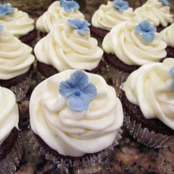 Cravings Cupcakery