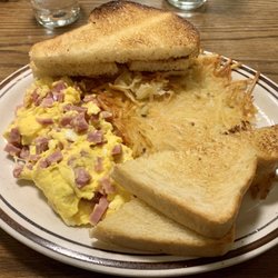 Allouez Cafe - Scrambled Eggs and Ham w/ Hash browns