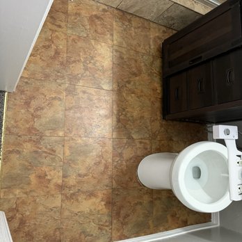 Bryan House Cleaning - After bathroom cleaning - Home Cleaning Near Me - Turlock, California