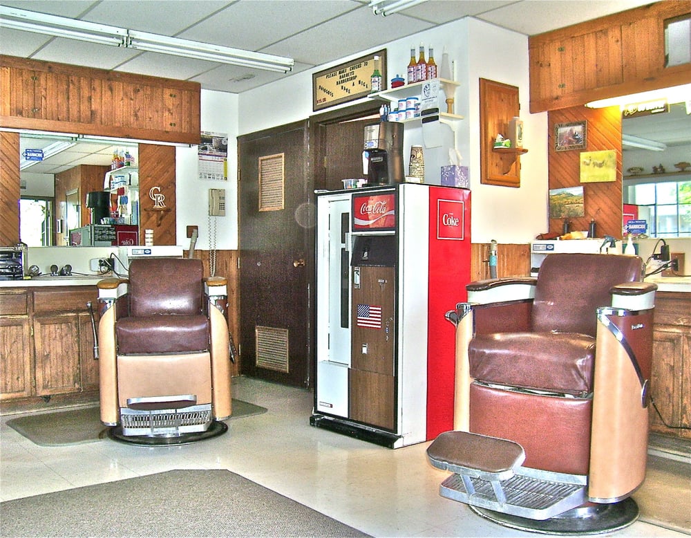 BARNEY’S BARBER SHOP Updated October 2024 1978 S Garrison St