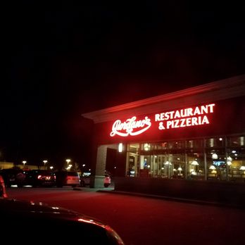 Giordano's - Pizza Near Me - South Elgin, Illinois