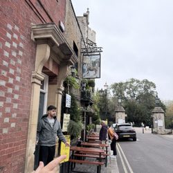The Two Brewers - Coming down the walk toward the Long Walk