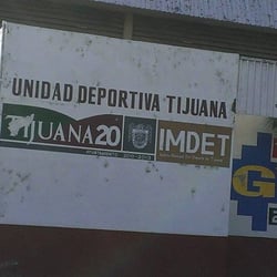 Unidad Deportiva Tijuana - canchas de fútbol rápido, basquetball, tennis...