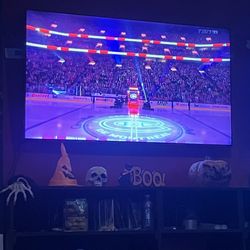 Macallan’s Pub - Trivia and Habs