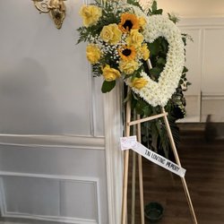 Honey Bee Flowers - Standard funeral heart replaced red roses with yellow flowers
