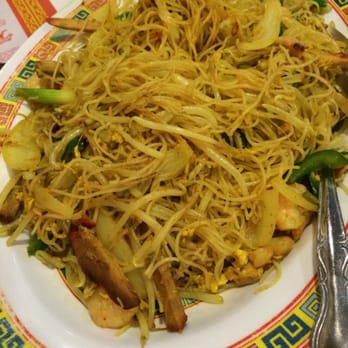 Harmony Restaurant - Singapore noodles - Chinese Near Me - Chicago, Illinois