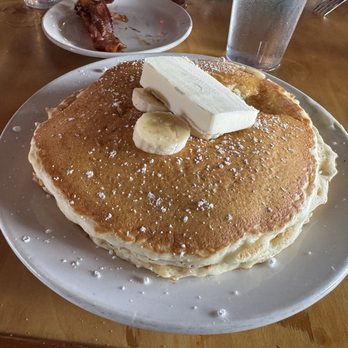 Olympic Cafe - Banana mac pancakes - Seafood Near Me - Kapaa, Hawaii