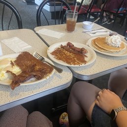 Eggs, bacon, hash browns, Chocolate chip pancakes Eggs, bacon, hash browns, Chocolate chip pancakes