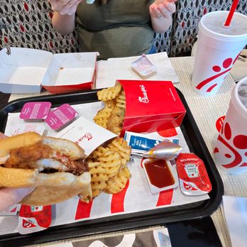 Chick-fil-A - Dinner is served. Two meals. - Fast Food Near Me - Atlanta, Georgia Chick-fil-A - Dinner is served. Two meals. - Fast Food Near Me - Atlanta, Georgia