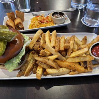 Good Day Good Night - Veggie burger - New American Near Me - Raleigh, North Carolina