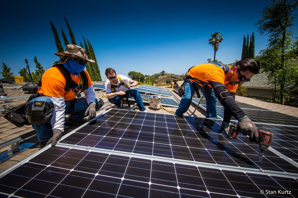 Slide of LA Solar Group