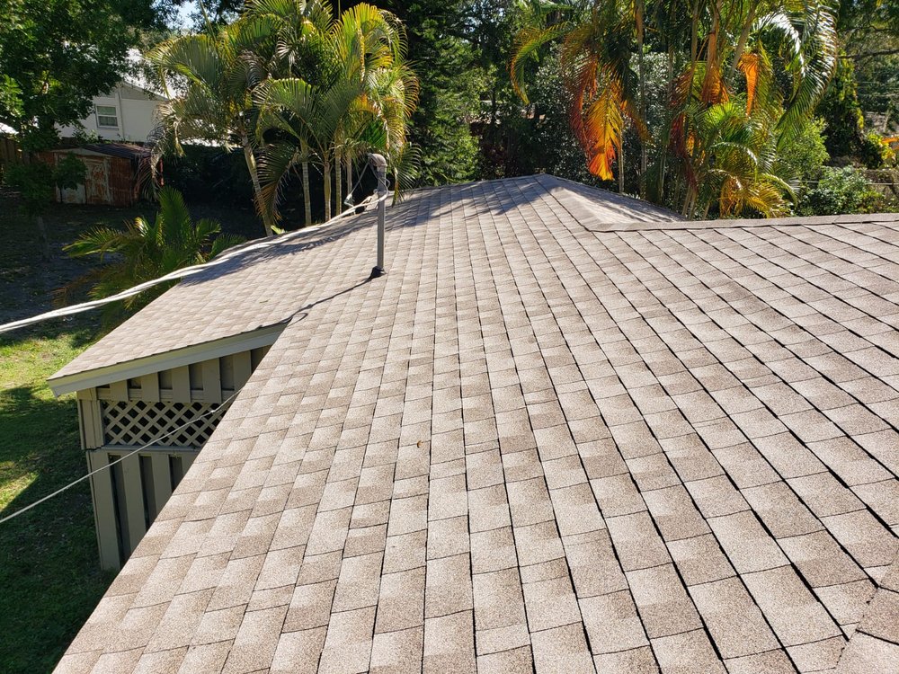 Slide of D&J Roofing and Construction