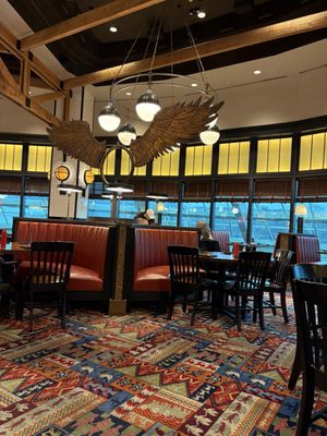 Guy Fieri's Foxwoods Kitchen & Bar by null