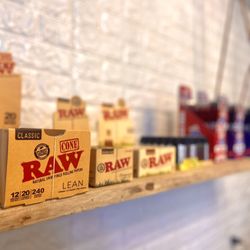 PCB Hemp - Variety of Raw rolling papers available