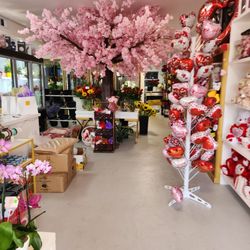 Gallery Flower Shop N' Services