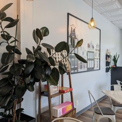 Coffee Haus - Decor and board games