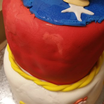 Smallcakes - Cupcakes Near Me - Rosenberg, Texas