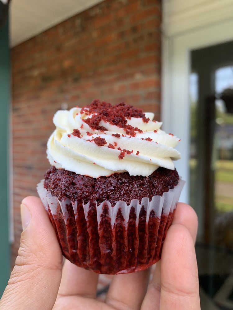 CAKE MAKES LIFE SWEETER Updated September 2024 58 Photos & 12