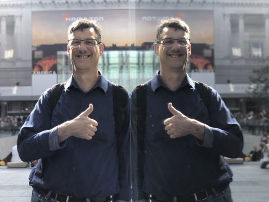 Apple Store Piazza Liberty by null