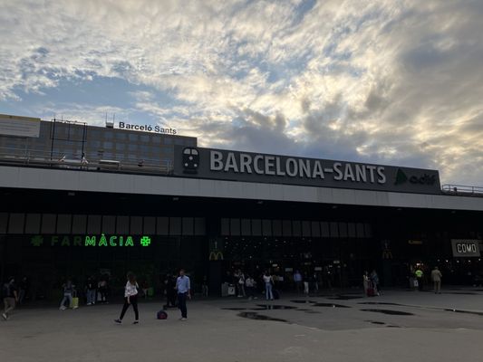 Barcelona-Sants by null