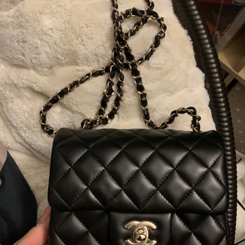 Chanel - 21C Black classic square mini in lambskin - Women's Clothing Near Me - Costa Mesa, California
