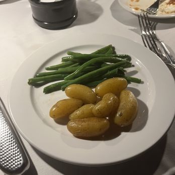 Rraci's Restaurant - Italian Near Me - Brewster, New York