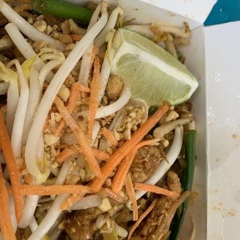Thai 1 On Kitchen - Chicken pad Thai - Food Trucks Near Me Thai 1 On Kitchen - Chicken pad Thai - Food Trucks Near Me