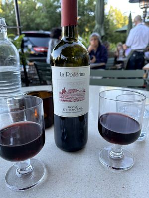 DeNucci's by null