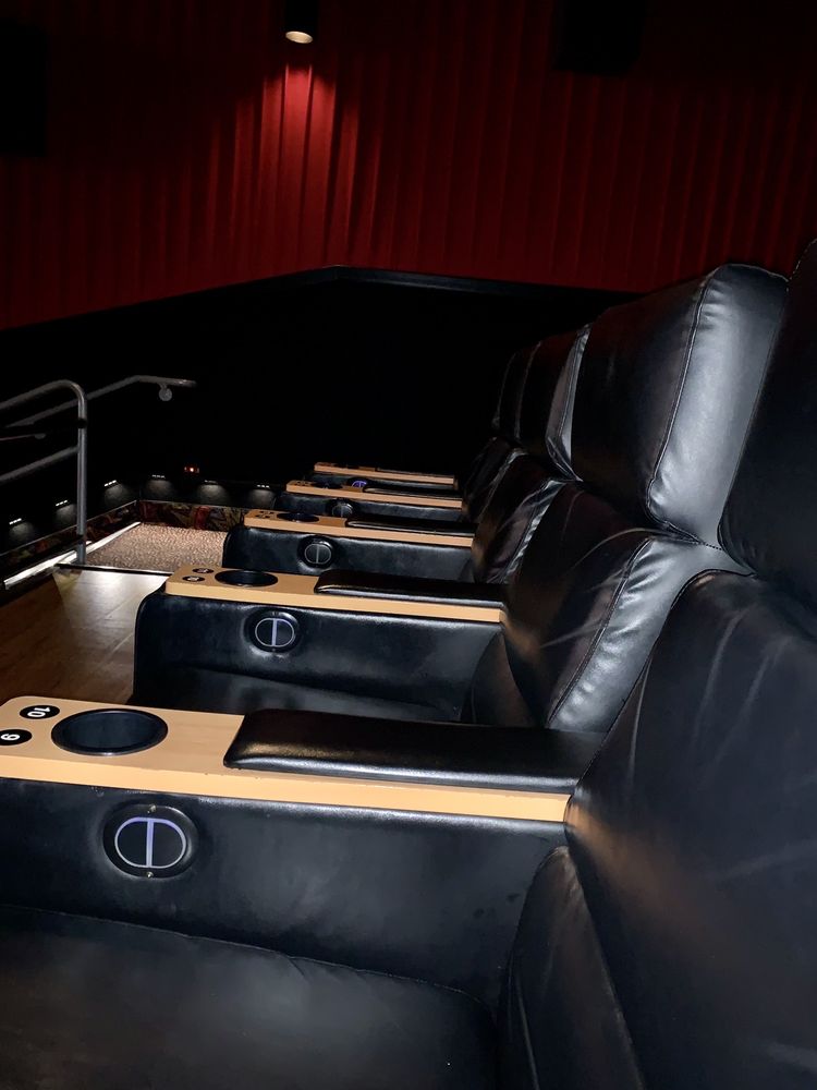 REGAL HAMBURG PAVILION 83 Photos & 94 Reviews 1949 Starshoot Rd