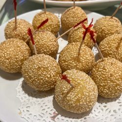 Gloria Maris - Bochi (Chinese dessert)