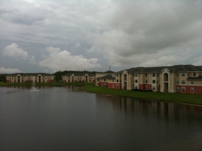 PINNACLE COVE APARTMENTS Updated September 2024 525 Pinnacle Cove