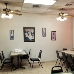 Anna's Famous Gyros