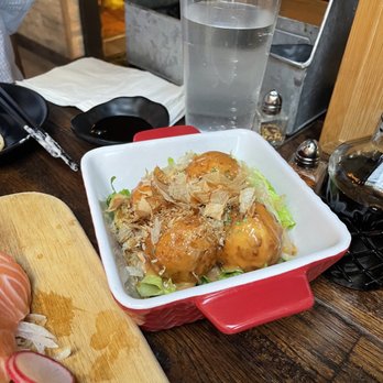 Green Leaf Cafe - Takoyaki - Sushi Bars Near Me - Burnaby, British Columbia