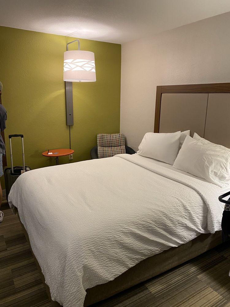 Holiday Inn Express & Suites Jacksonville-South - wedding in Jacksonville, FL