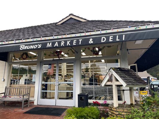 Bruno's Market & Deli by null