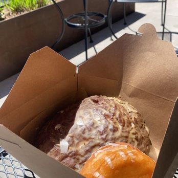 Veera Donuts - Glazed donut and Apple fritter - Donuts Near Me - Missoula, Montana Veera Donuts - Glazed donut and Apple fritter - Donuts Near Me - Missoula, Montana