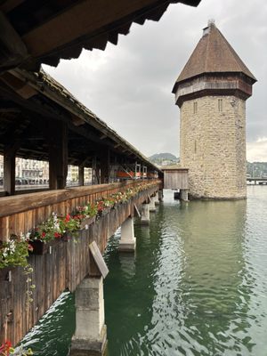 Chapel Bridge by null