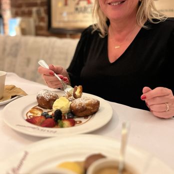 BL Brasserie - Delicious Beignets for dessert - French Near Me - Paso Robles, California BL Brasserie - Delicious Beignets for dessert - French Near Me - Paso Robles, California