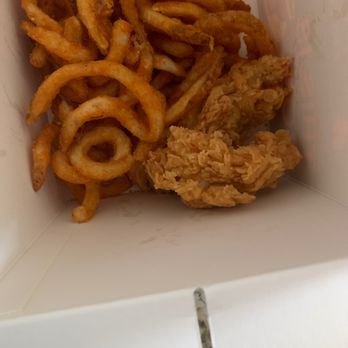 Hell's Fried Chicken - 4 piece with fries and toast. - Chicken Shop Near Me - Cleveland, Ohio