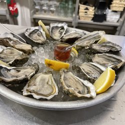 Caza Ostras - Oyster/ Ostras