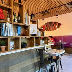 Sushiato - Interior