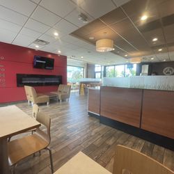 Wendy's - Dining room