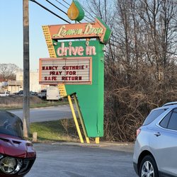 The Lemon Drop - Outside sign